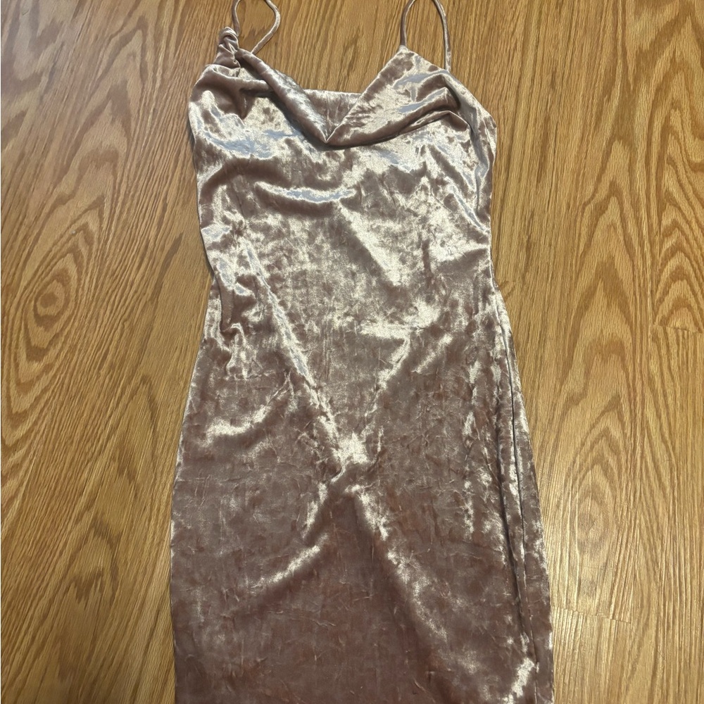 Windsor Velvet Mini Dress in Cream